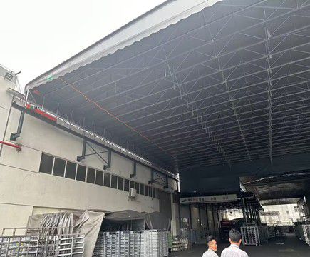 電動(dòng)伸縮雨棚